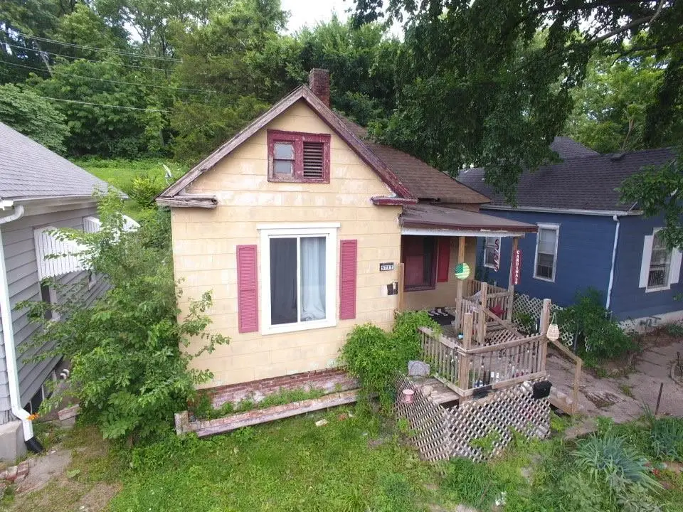 5717 King Hill Avenue, Saint Joseph, MO 64504 - #1