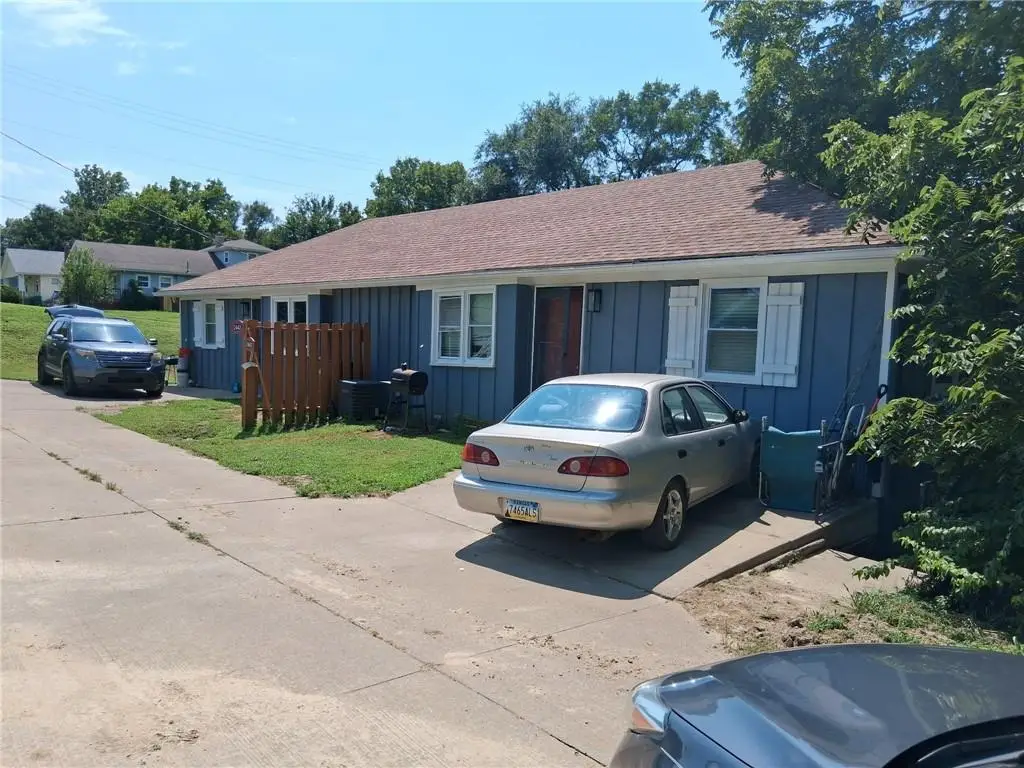 2440 S 53rd Lane, Kansas City, KS 66106 - #1