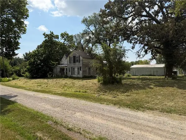 590 4th Street, Kidder, MO 64030
