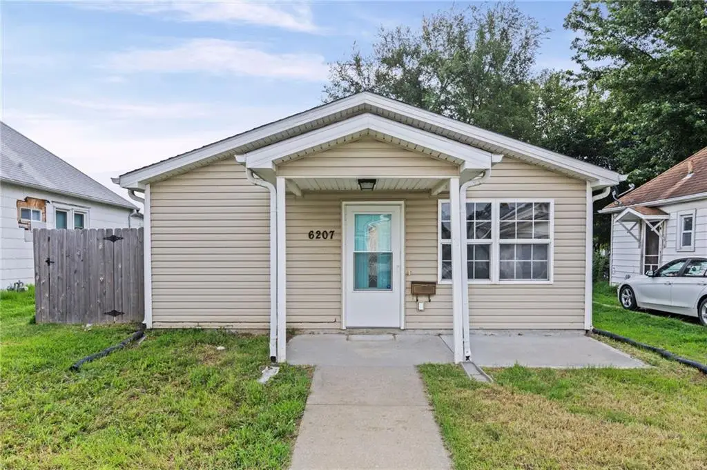 6207 Sherman Street, Saint Joseph, MO 64504 - #1