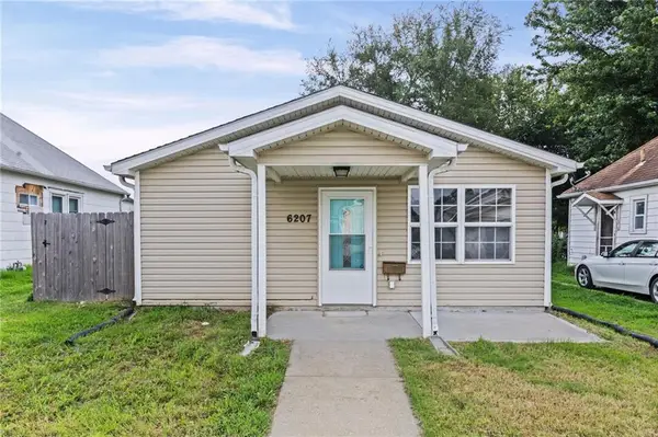 6207 Sherman Street, St Joseph, MO 64504