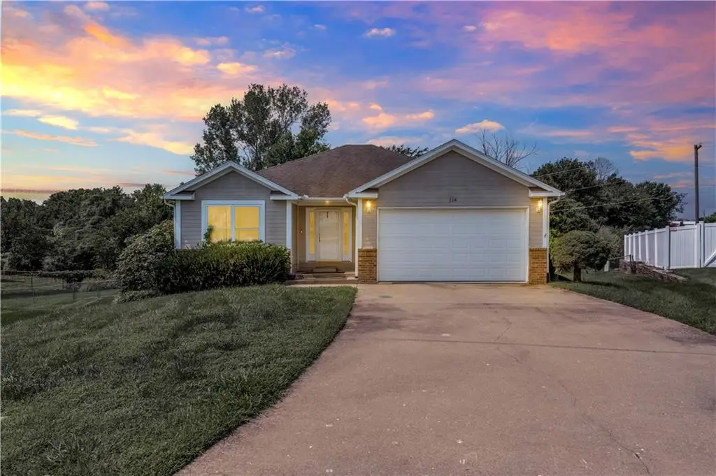 114 Shady Lane, Warrensburg, MO 64093 - #1