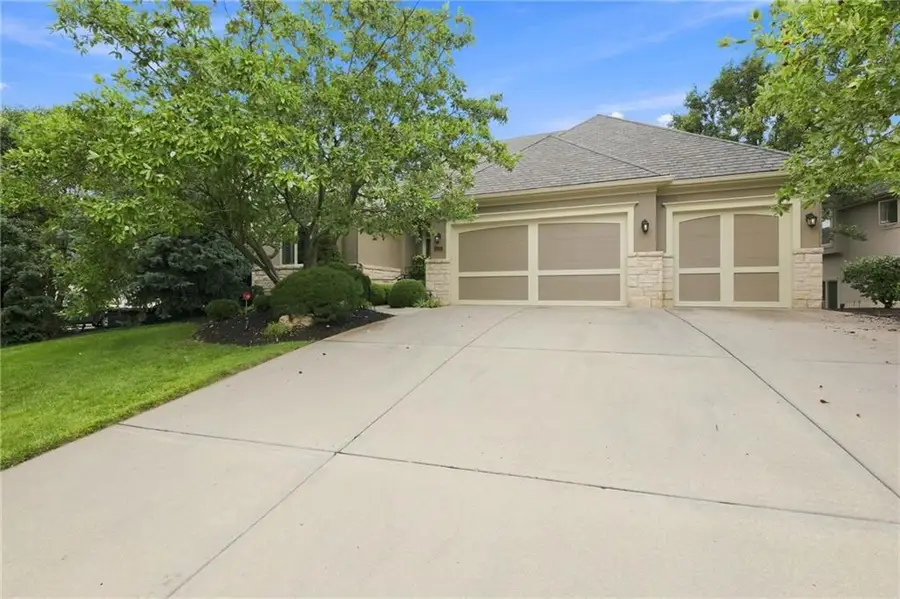 13117 Reeds Street, Leawood, KS 66209 - #2