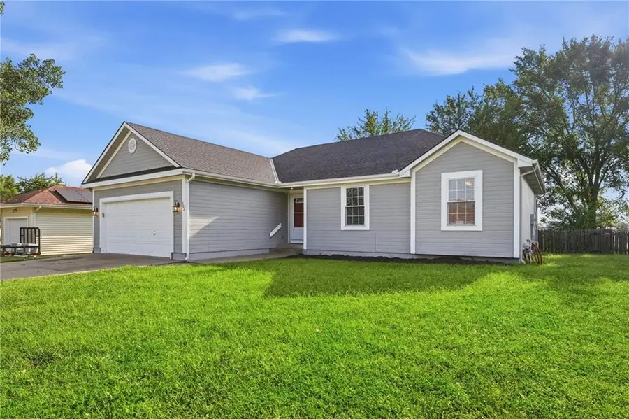 502 Birch Street, Peculiar, MO 64078 - #2