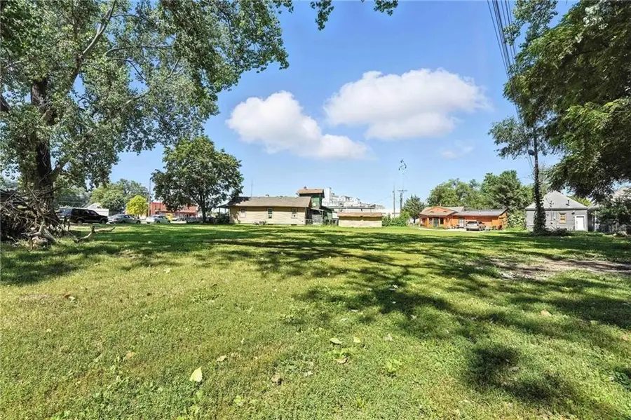 619 S 9th Street, Kansas City, KS 66105 - #3