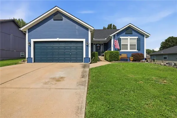 846 SW Country Hill Drive, Grain Valley, MO 64029