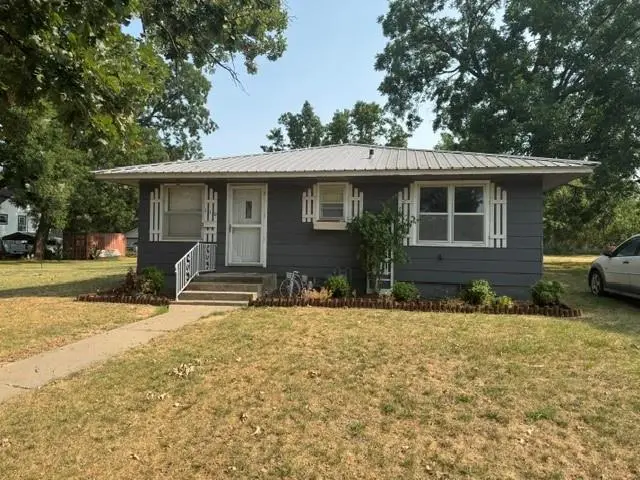110 E Church Street, Caney, KS 67333 - #2