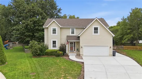 14060 S Blackfoot Court, Olathe, KS 66062