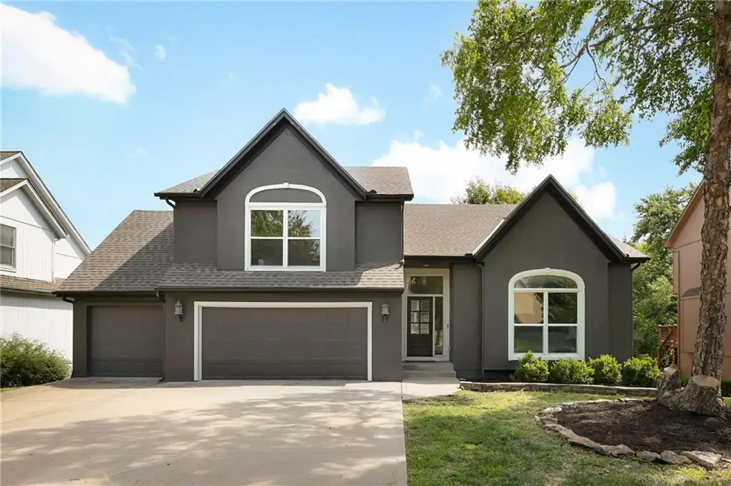 5621 W 151st Terrace, Overland Park, KS 66223 - #1