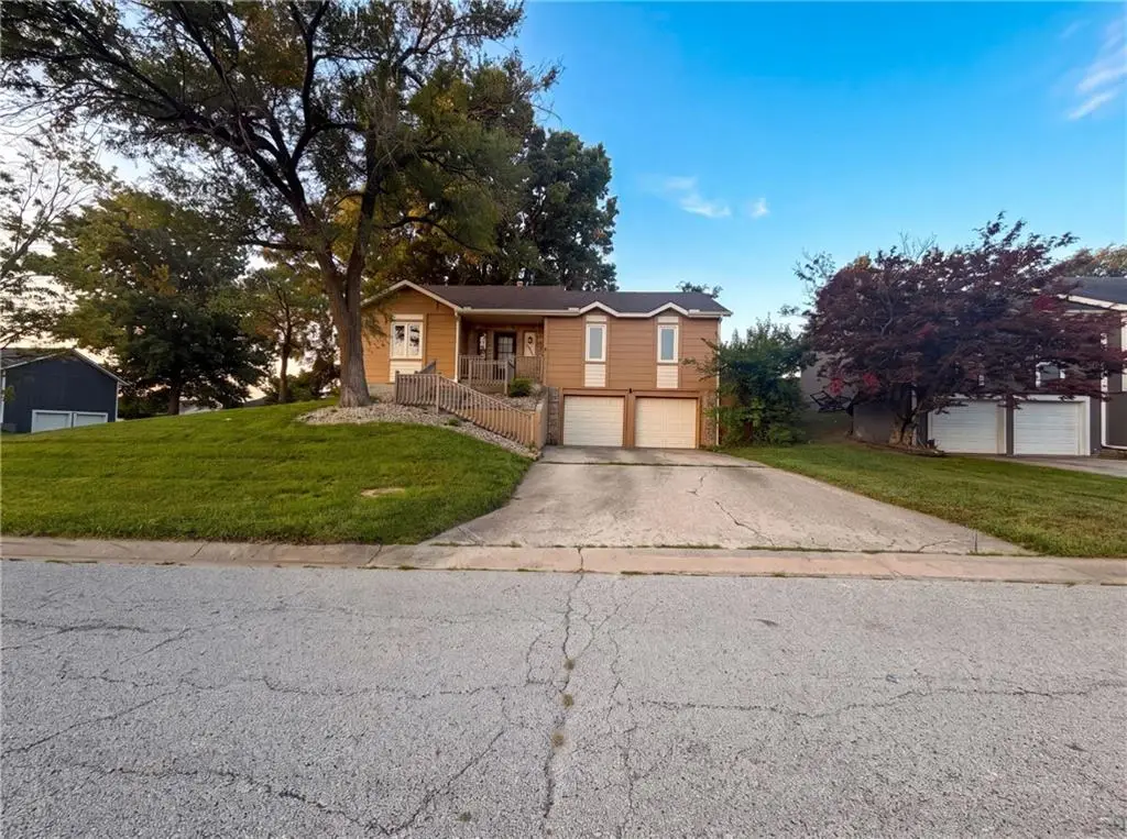 7511 Orient Avenue, Kansas City, KS 66112 - #1