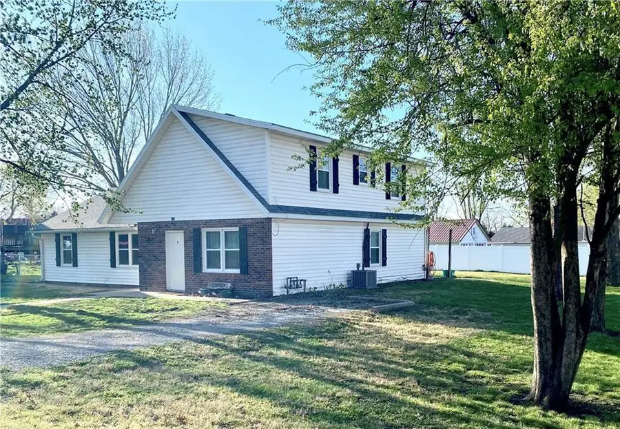 205 SE 5th Street, Concordia, MO 64020 - #2