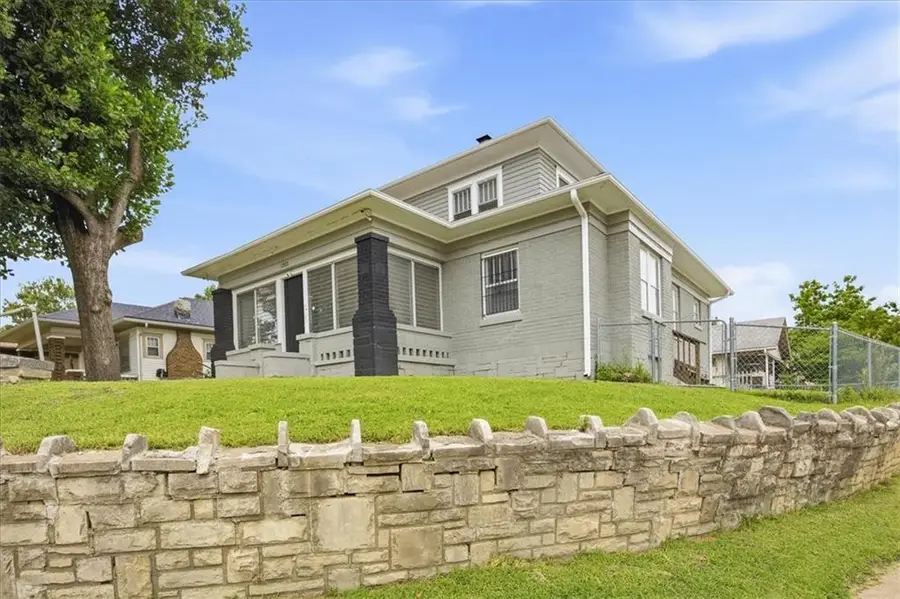 1800 Freeman Avenue, Kansas City, KS 66102 - #2