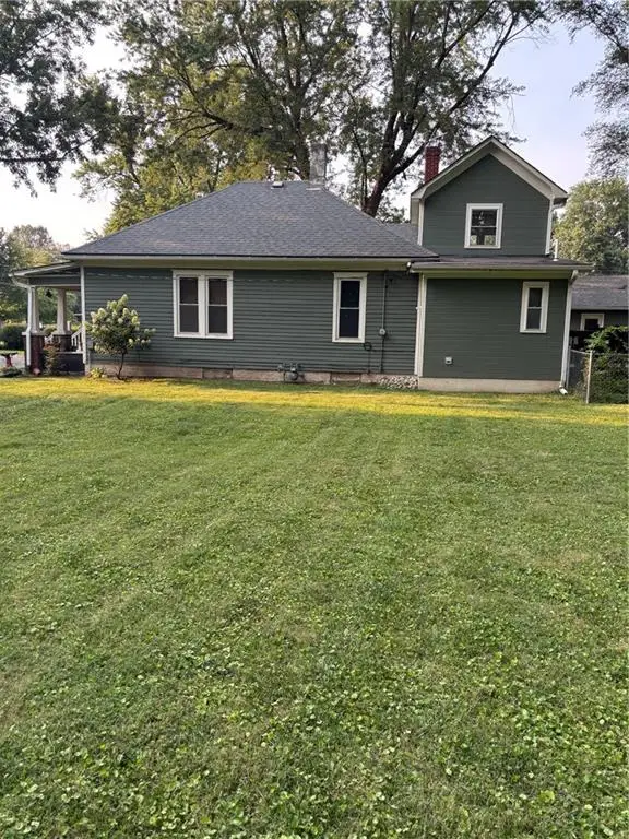 5911 S 14th Street, Saint Joseph, MO 64504 - #2