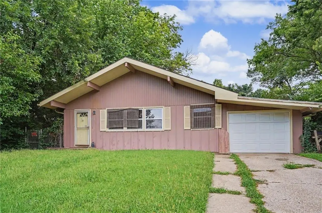 2114 Mitchell Street, Lawrence, KS 66046 - #1