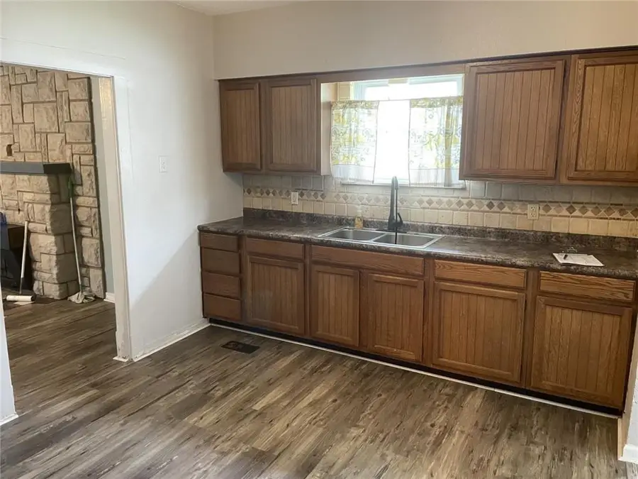 1107 Nelson Street, Webb City, MO 64870 - #3