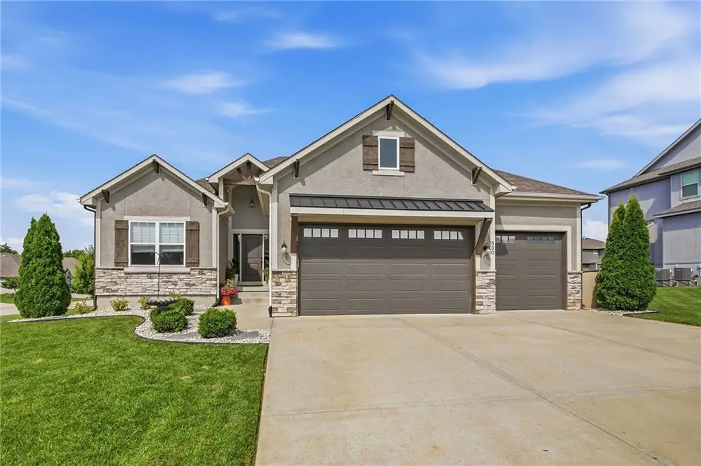 500 NE Hidden View Lane, Lees Summit, MO 64086 - #1