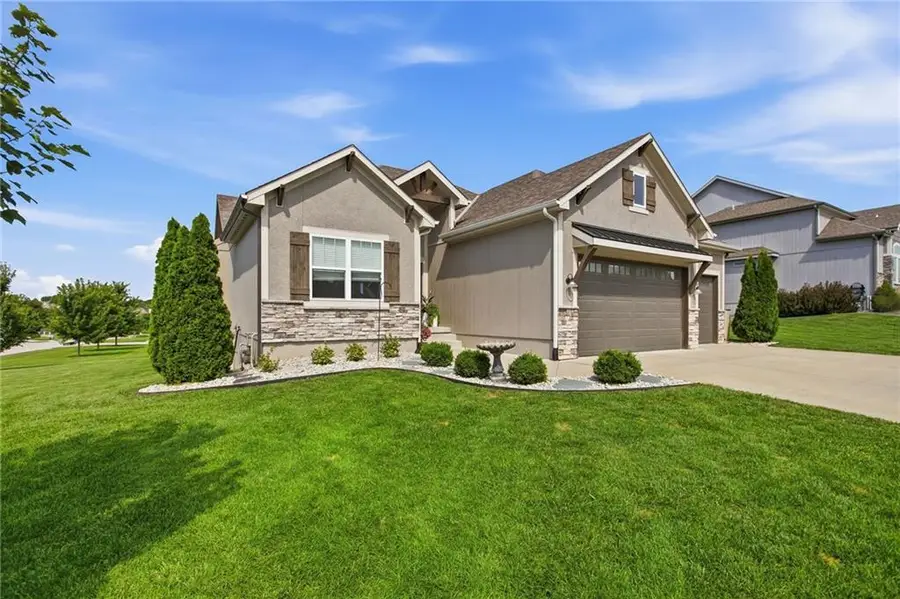 500 NE Hidden View Lane, Lees Summit, MO 64086 - #2