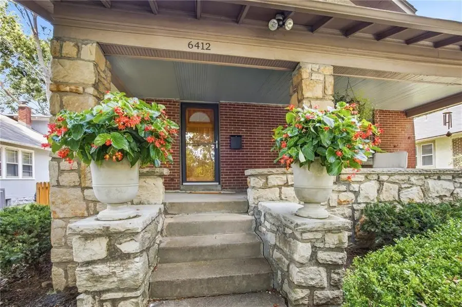 6412 Mcgee Street, Kansas City, MO 64113 - #2