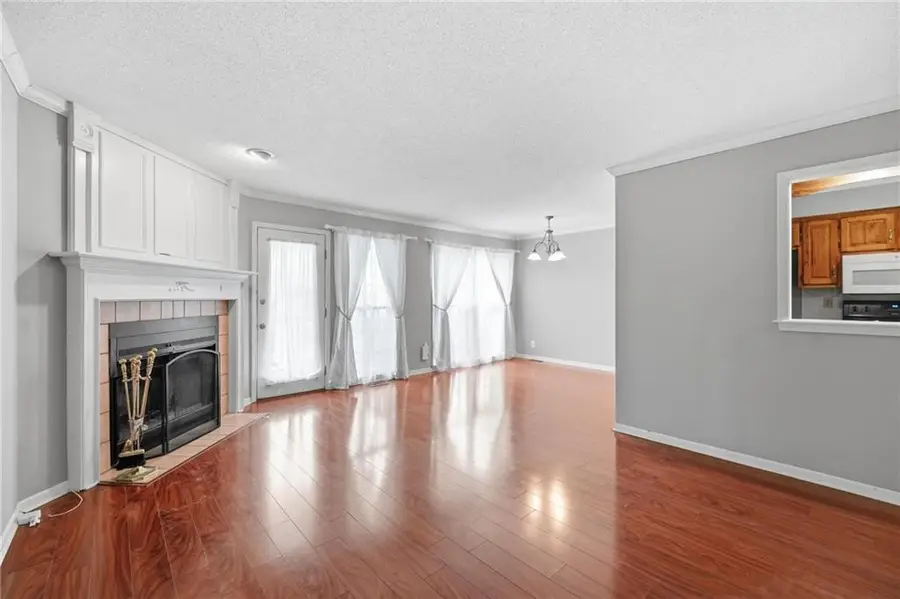 7460 Nall Avenue, Prairie Village, KS 66208 - #2