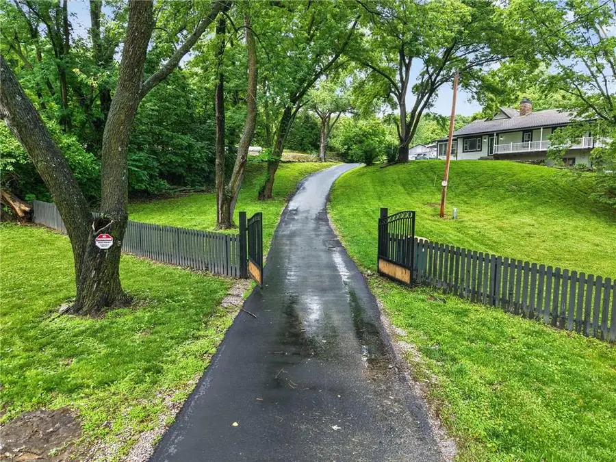 9800 Hutton Road, Kansas City, KS 66109 - #2