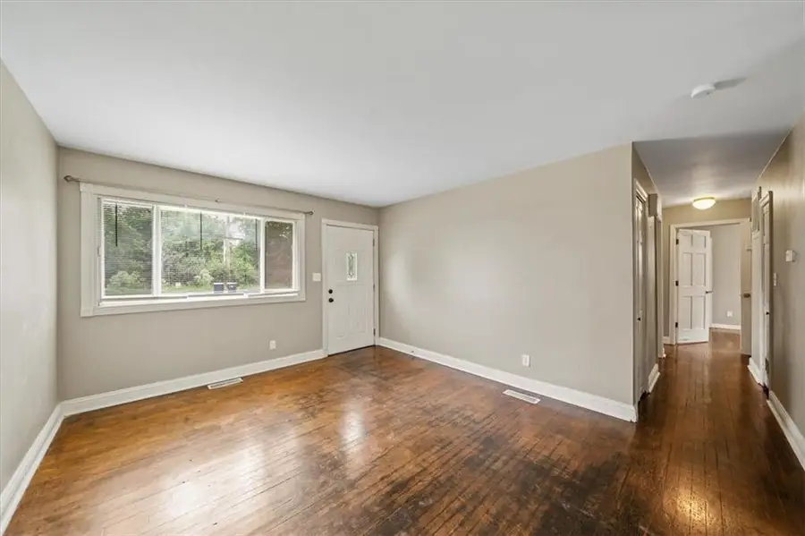 10905 E 47th Street, Kansas City, MO 64133 - #2