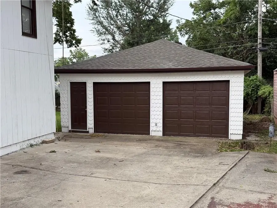 1315 E 75 Street, Kansas City, MO 64131 - #2