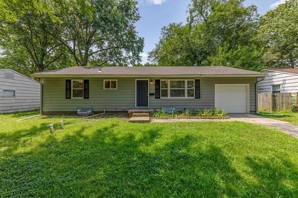 11108 Norby Road, Kansas City, MO 64137 - #1