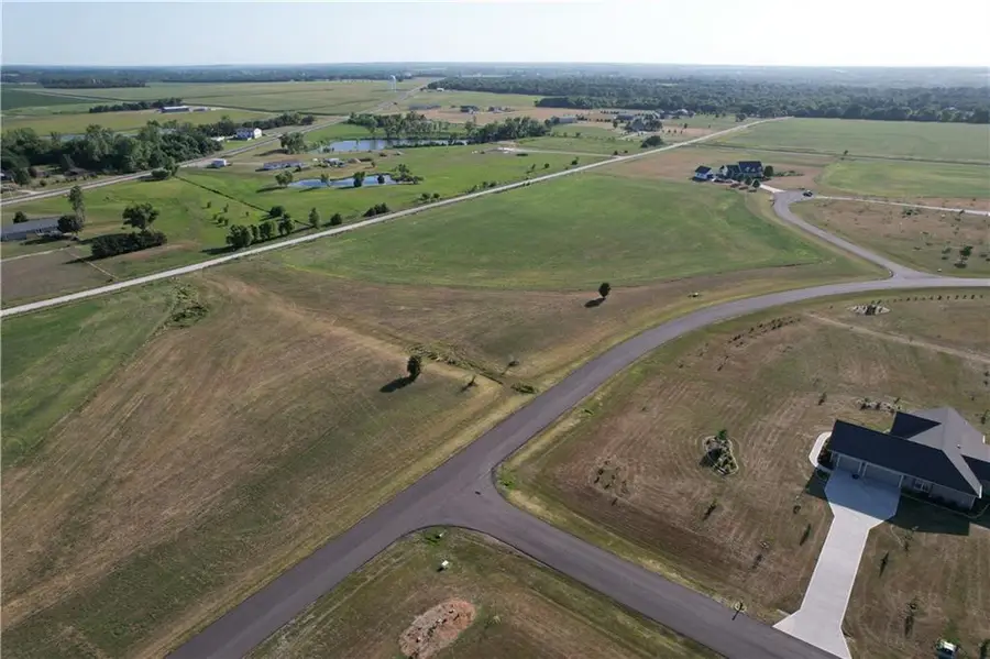7 Wheatland Drive, Ottawa, KS 66067 - #3