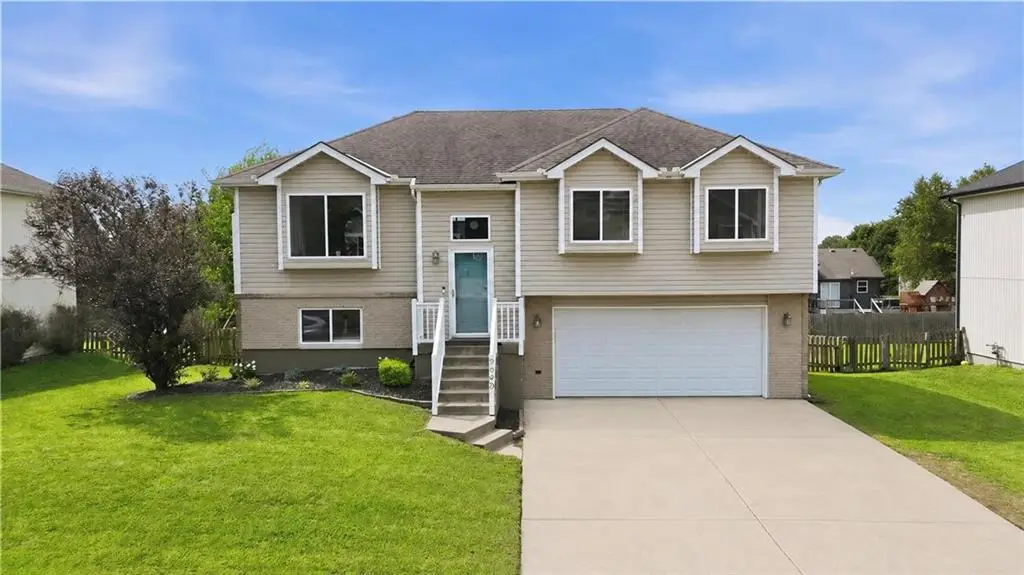 9203 NE 116th Place, Kansas City, MO 64157 - #1