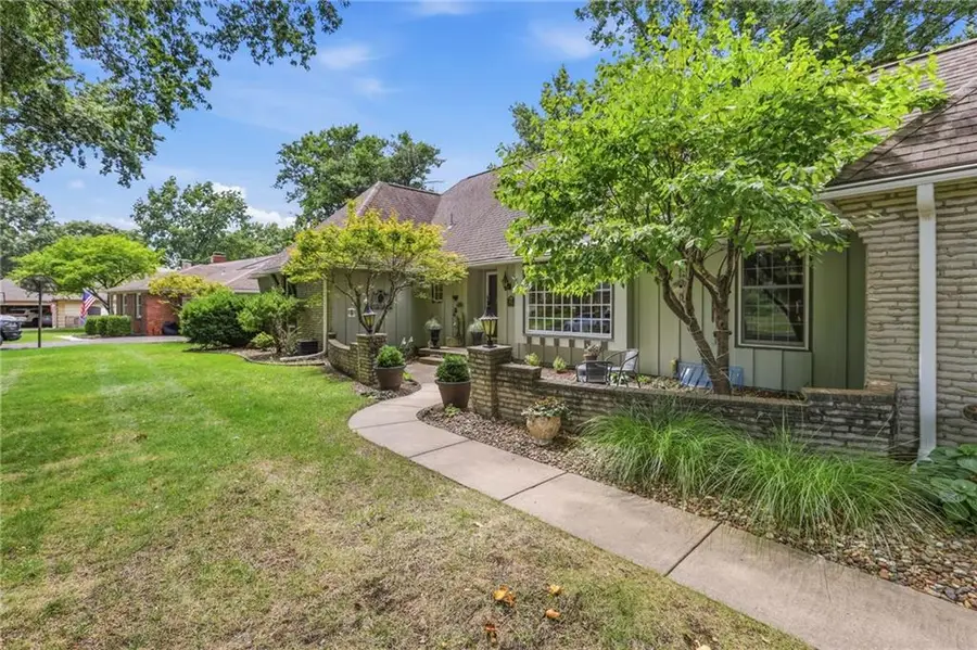 9970 Marty Street, Overland Park, KS 66212 - #2