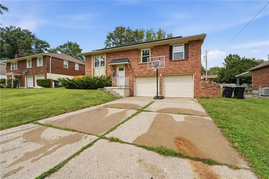 16916 Hart Avenue, Independence, MO 64055 - #3