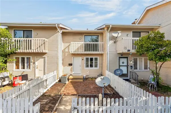 1014 W Maple Avenue, Independence, MO 64050