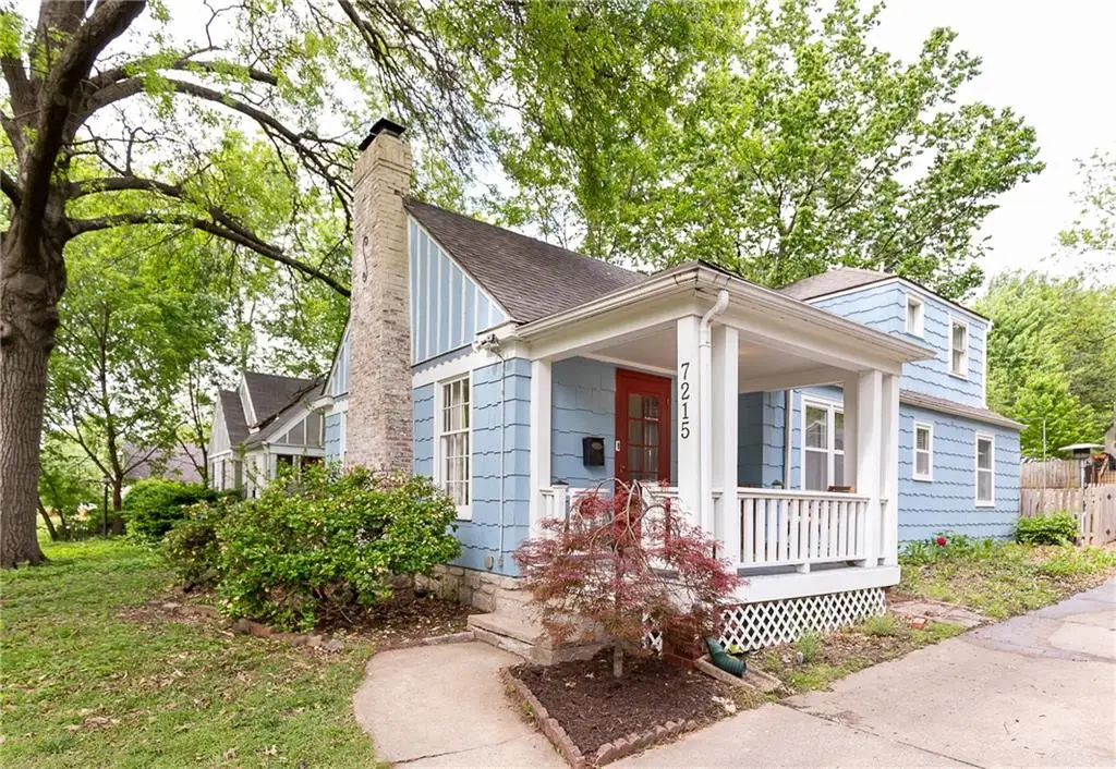 7215 Walnut Street, Kansas City, MO 64114 - #1