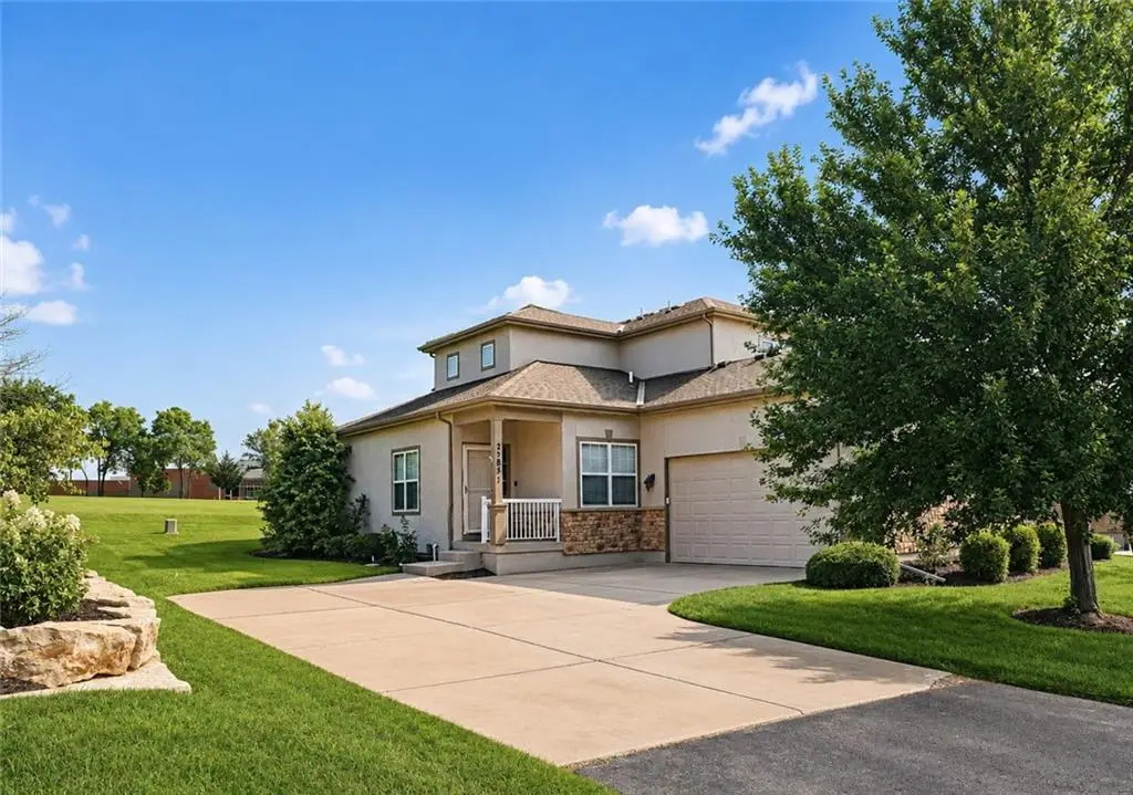 21871 W 116th Place, Olathe, KS 66061 - #1
