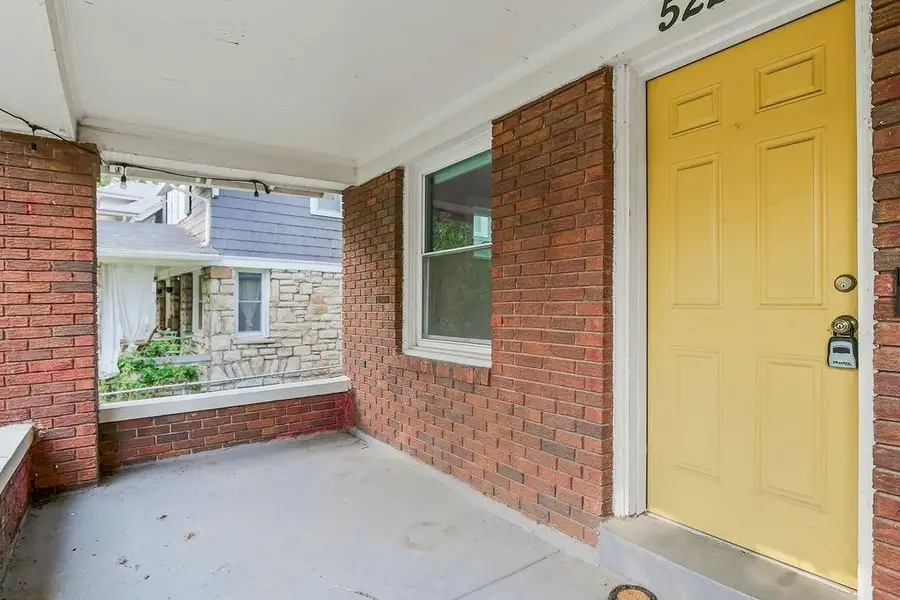 5225 Brookwood Avenue, Kansas City, MO 64130 - #2