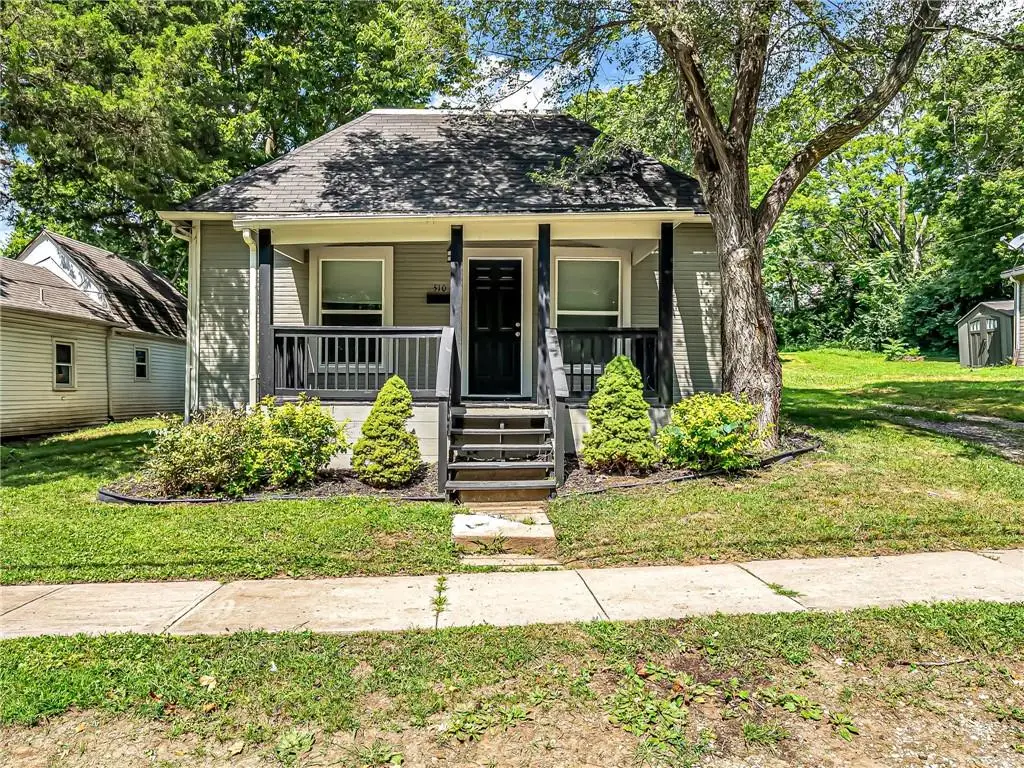 510 N Grover Street, Liberty, MO 64068 - #1