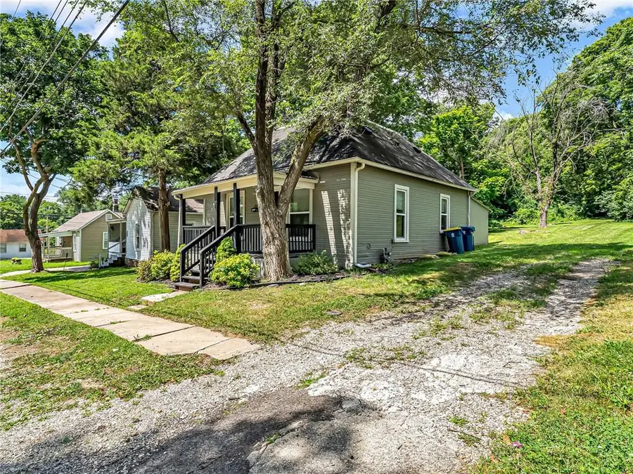 510 N Grover Street, Liberty, MO 64068 - #3