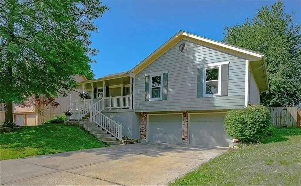2121 NW Hidden Pointe Court, Blue Springs, MO 64015 - #1