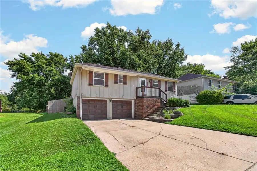 1216 NW Somerset Court, Blue Springs, MO 64015 - #3