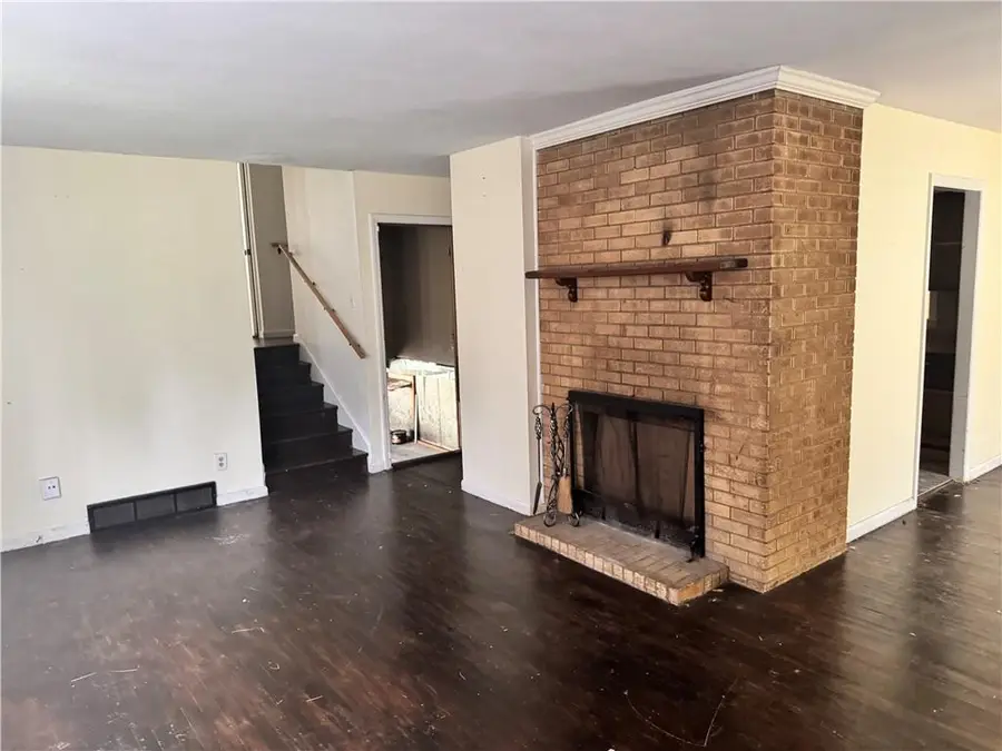 9810 Bennington Avenue, Kansas City, MO 64134 - #2