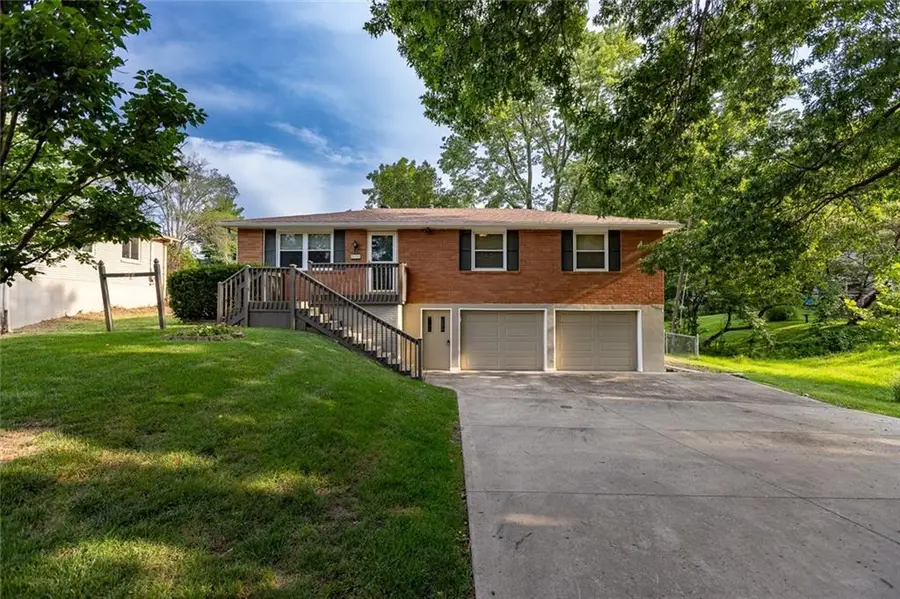 508 NE 87th Street, Kansas City, MO 64155 - #2