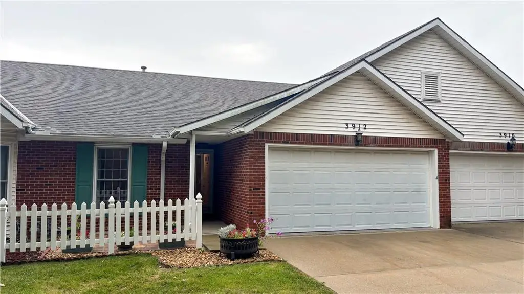 3912 Westgate Drive, Saint Joseph, MO 64506 - #1