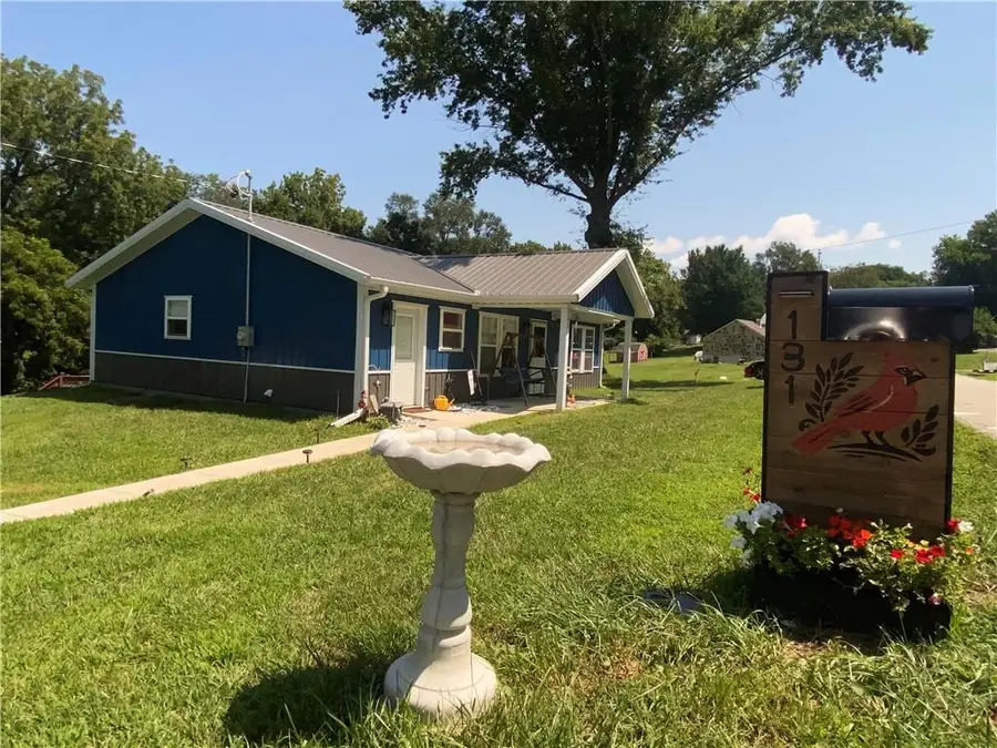 131 Tucker Street, Saint Joseph, MO 64504 - #3