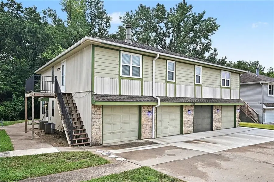 8701 NW 82nd Street, Kansas City, MO 64152 - #2