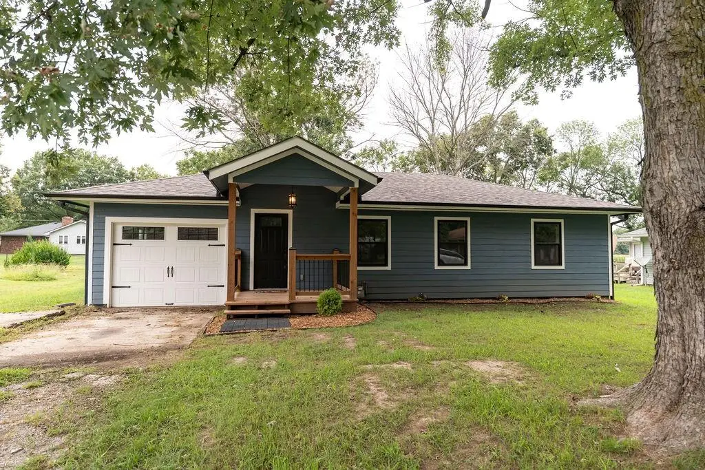 910 N Edith Avenue, Adrian, MO 64720 - #1