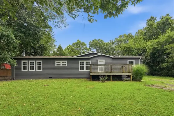 911 N 141st Street, Bonner Springs, KS 66012