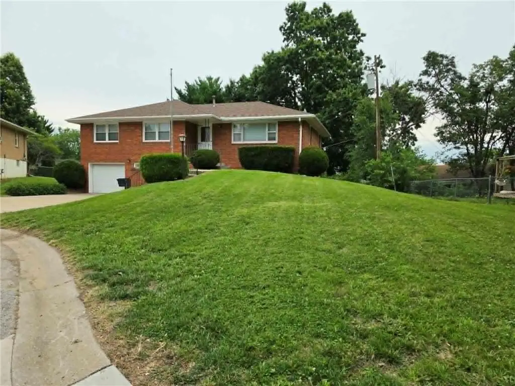 62 Jaguar Circle, Saint Joseph, MO 64506 - #1
