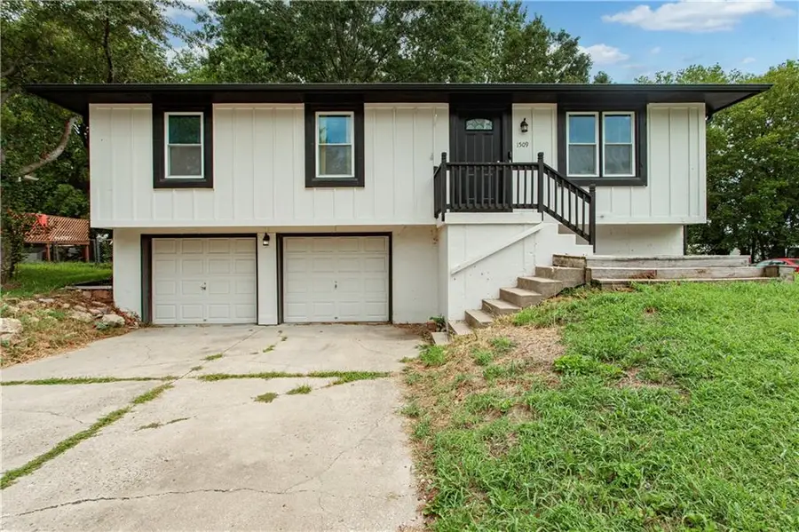 1509 SE Royal Street, Oak Grove, MO 64075 - #3