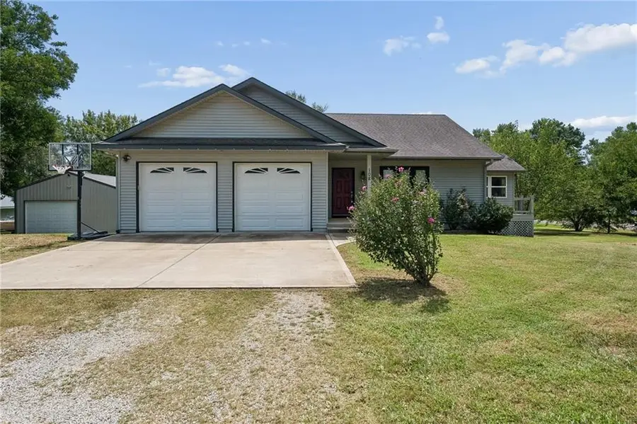 108 E Bates Street, Drexel, MO 64742 - #3