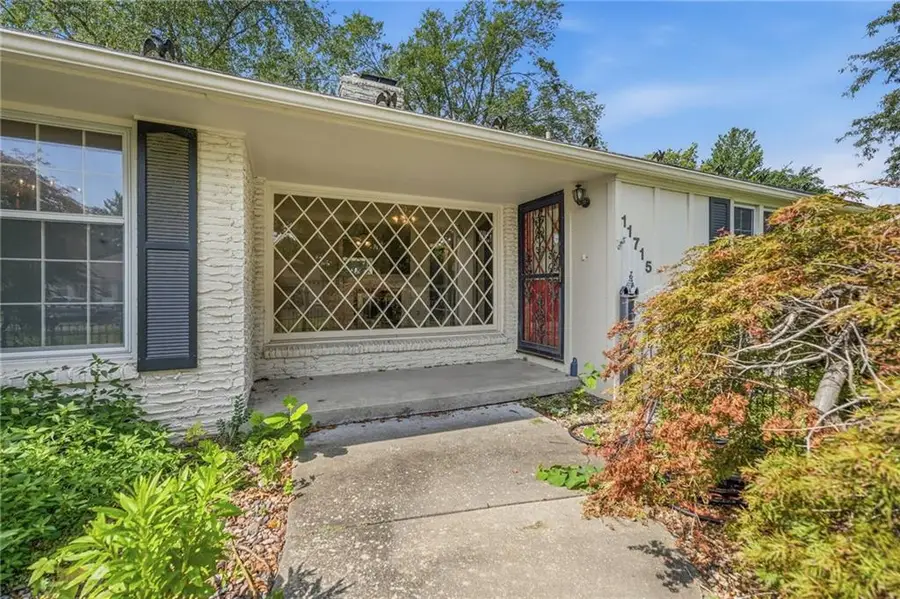 11715 Markham Road, Independence, MO 64052 - #3